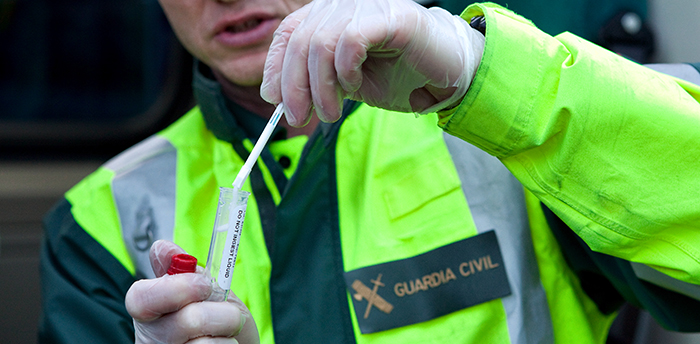 Un test de detección de drogas, el delito contra la seguridad vial más habitual